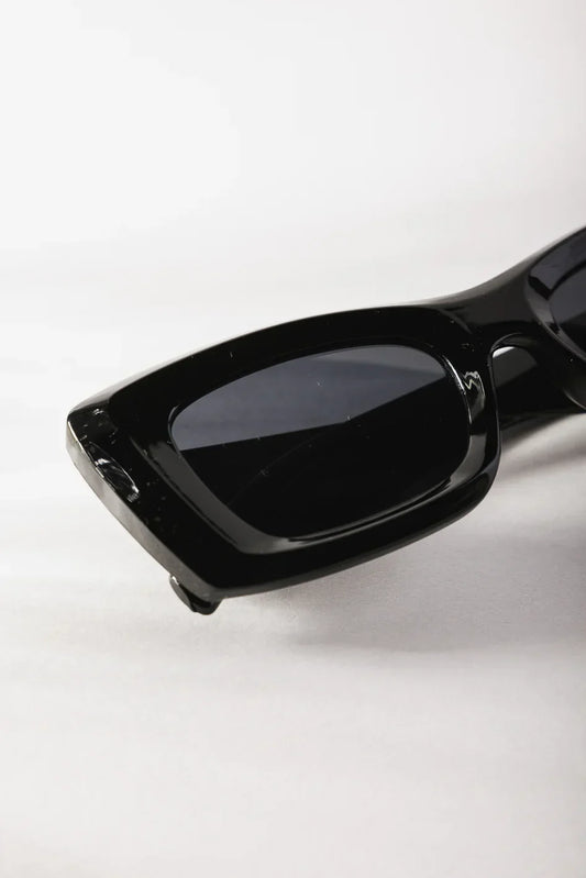 Kamree Sunglasses in Black