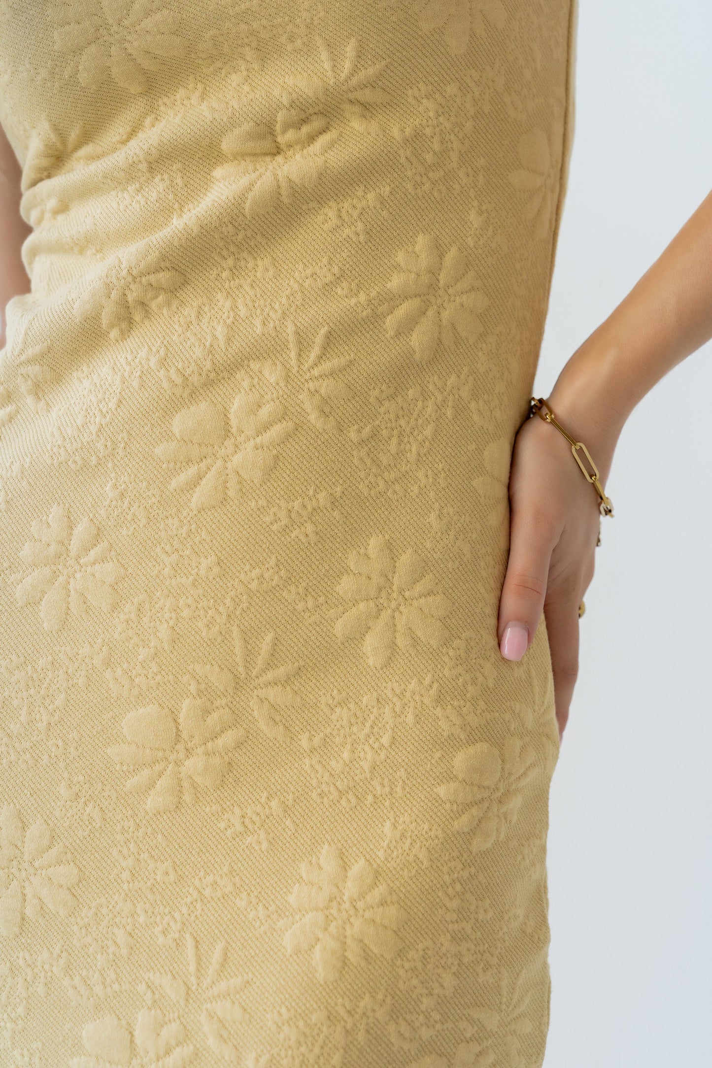 Melissa Textured Maxi Dress in Yellow
