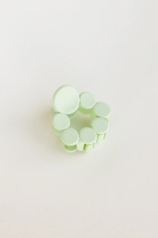 Matte Circle Claw Clip in Green