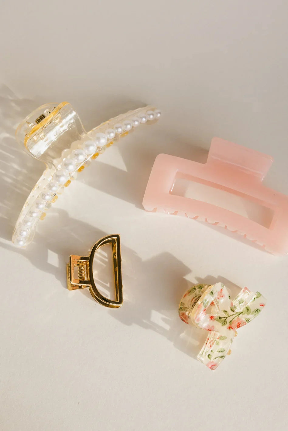 White Pearl Claw Clip in Small - FINAL SALE