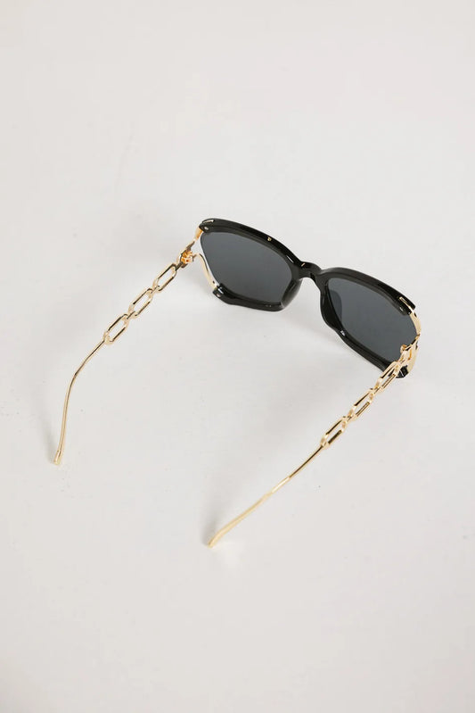 Lea Sunglasses in Black