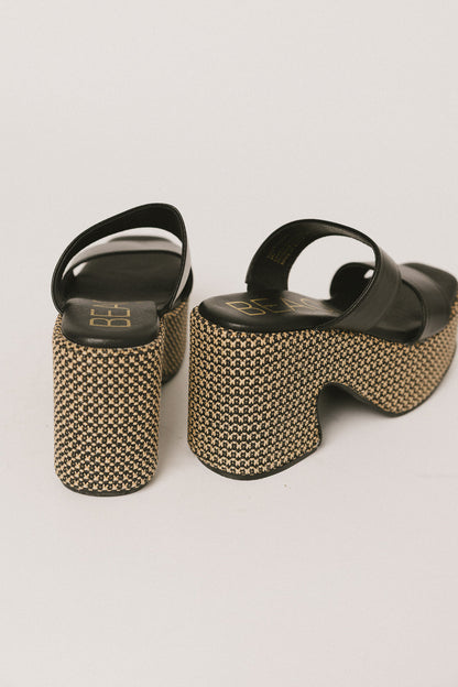 Lyra Platform Sandal