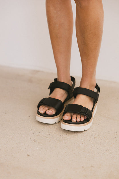 Jony Strappy Sandals
