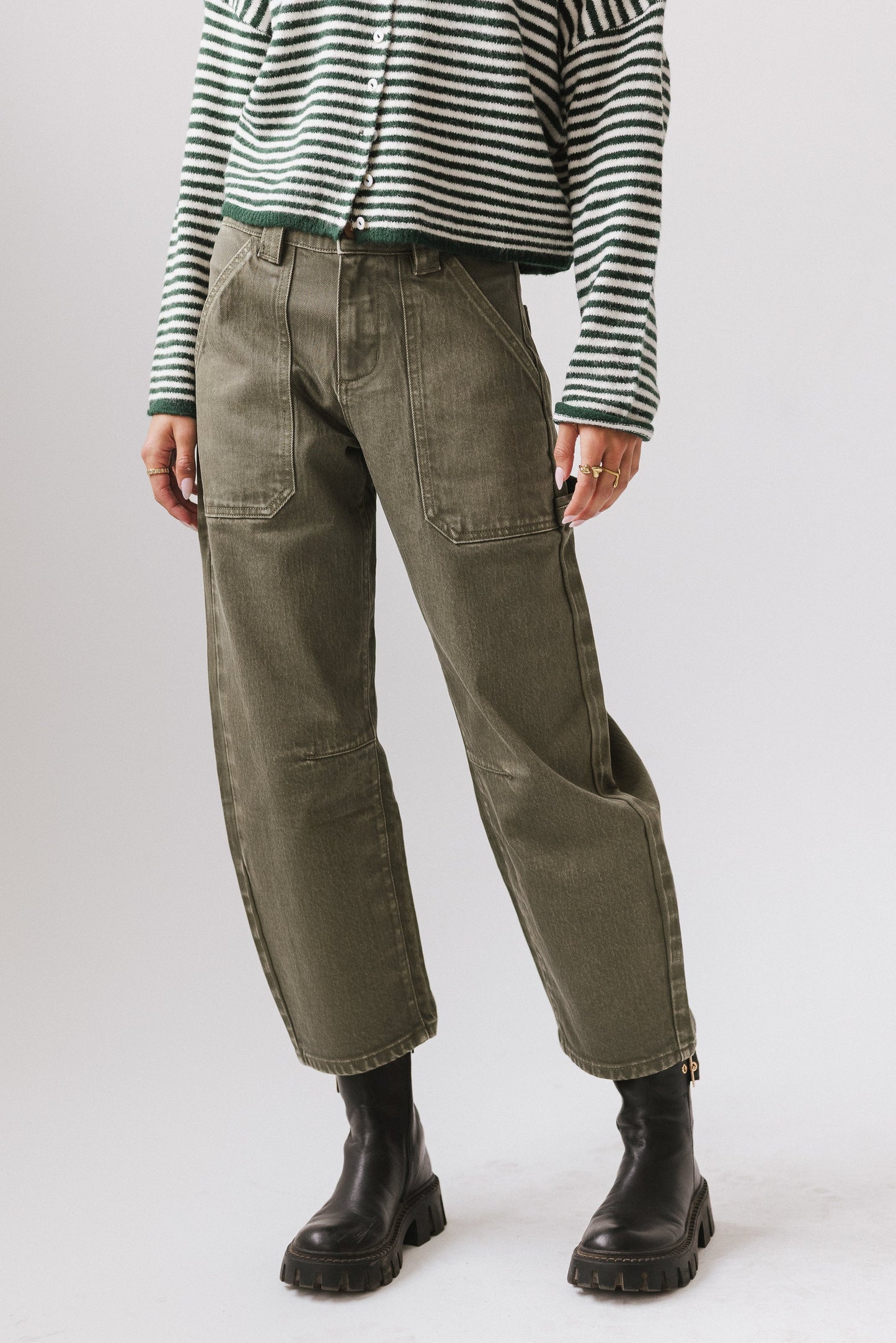 Scottie Barrel Jeans in Olive - FINAL SALE