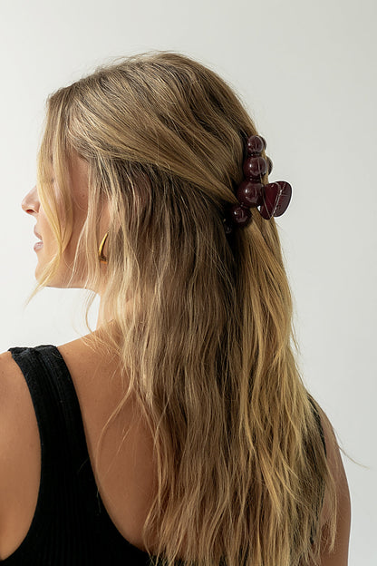 Pearl Claw Clip in Burgundy