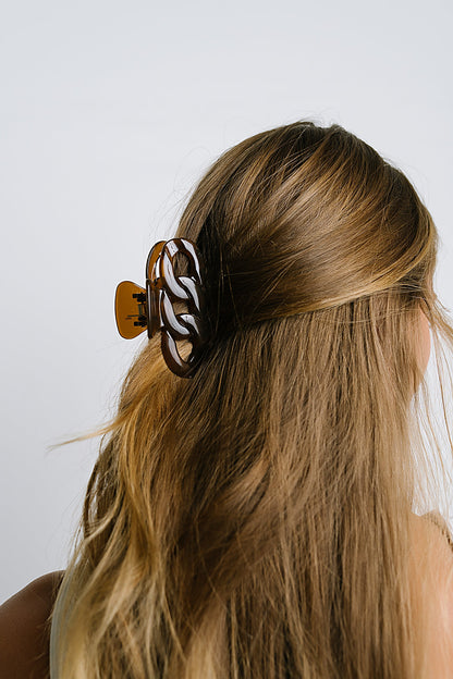 Jenny Claw Clip in Brown