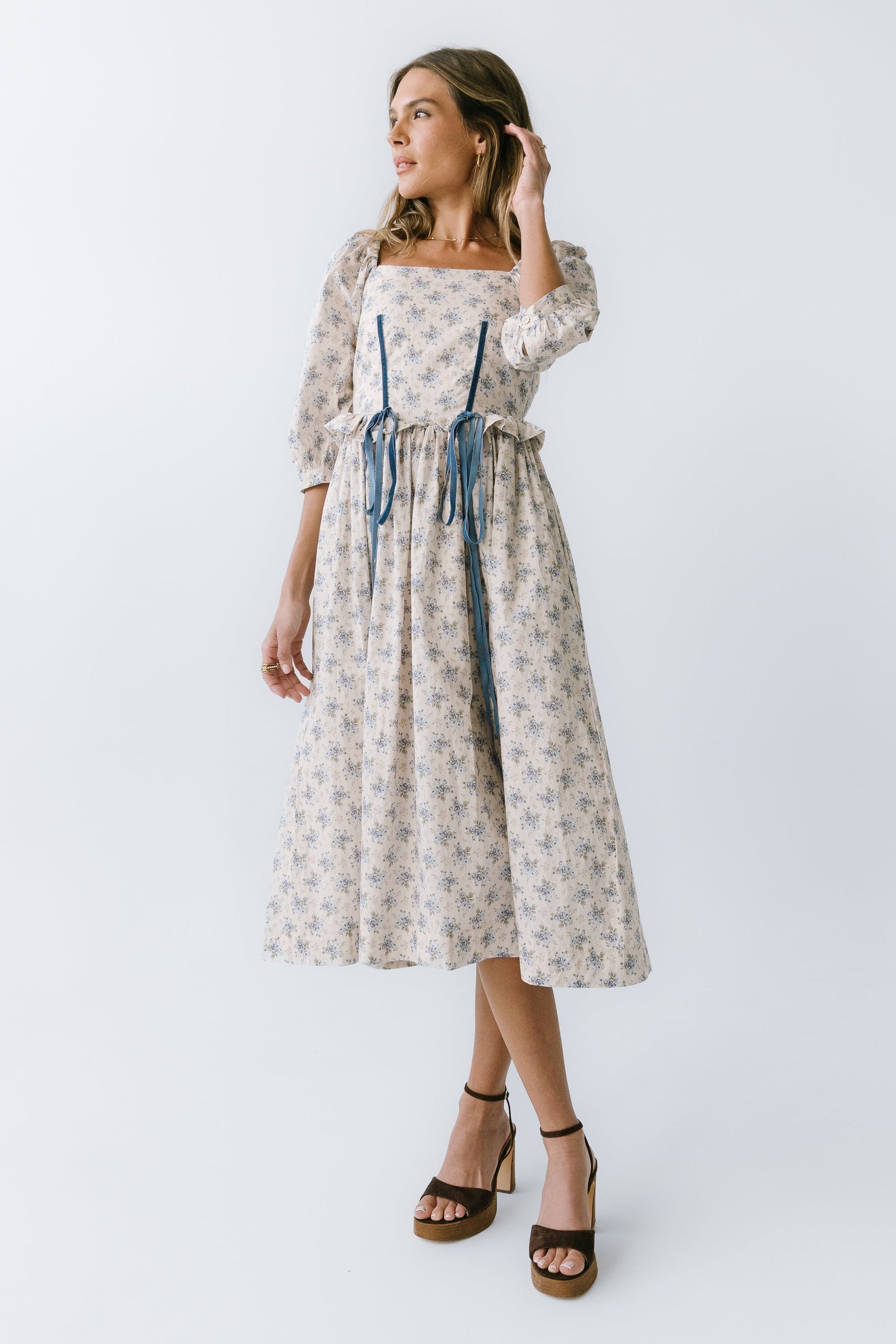 Gloria Floral Midi Dress in Ecru