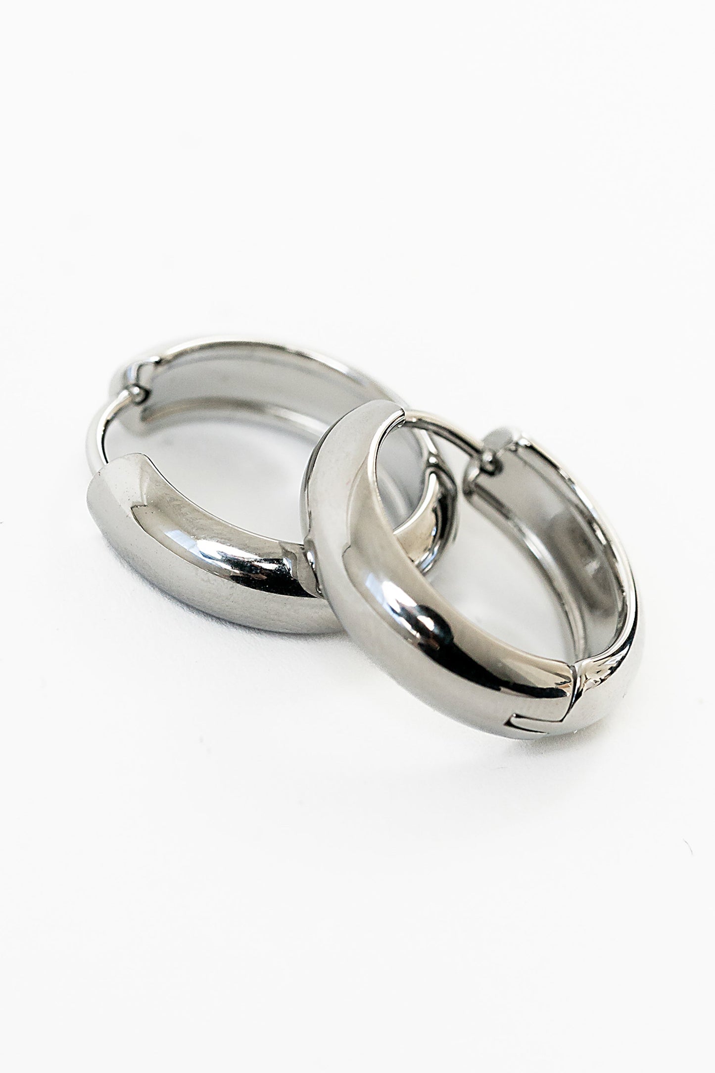 Laury Hoop Earrings in Silver