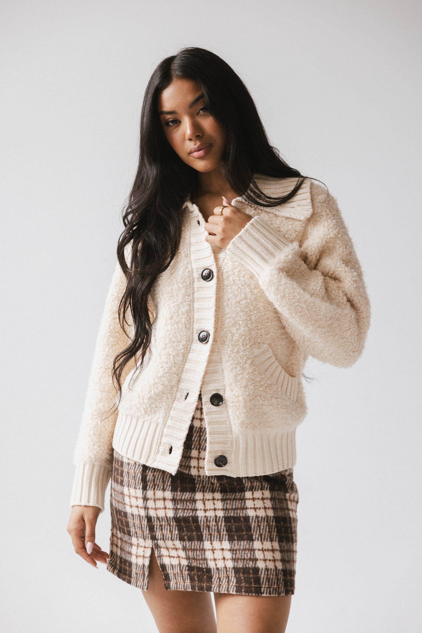 Jonah Collared Cardigan in Cream