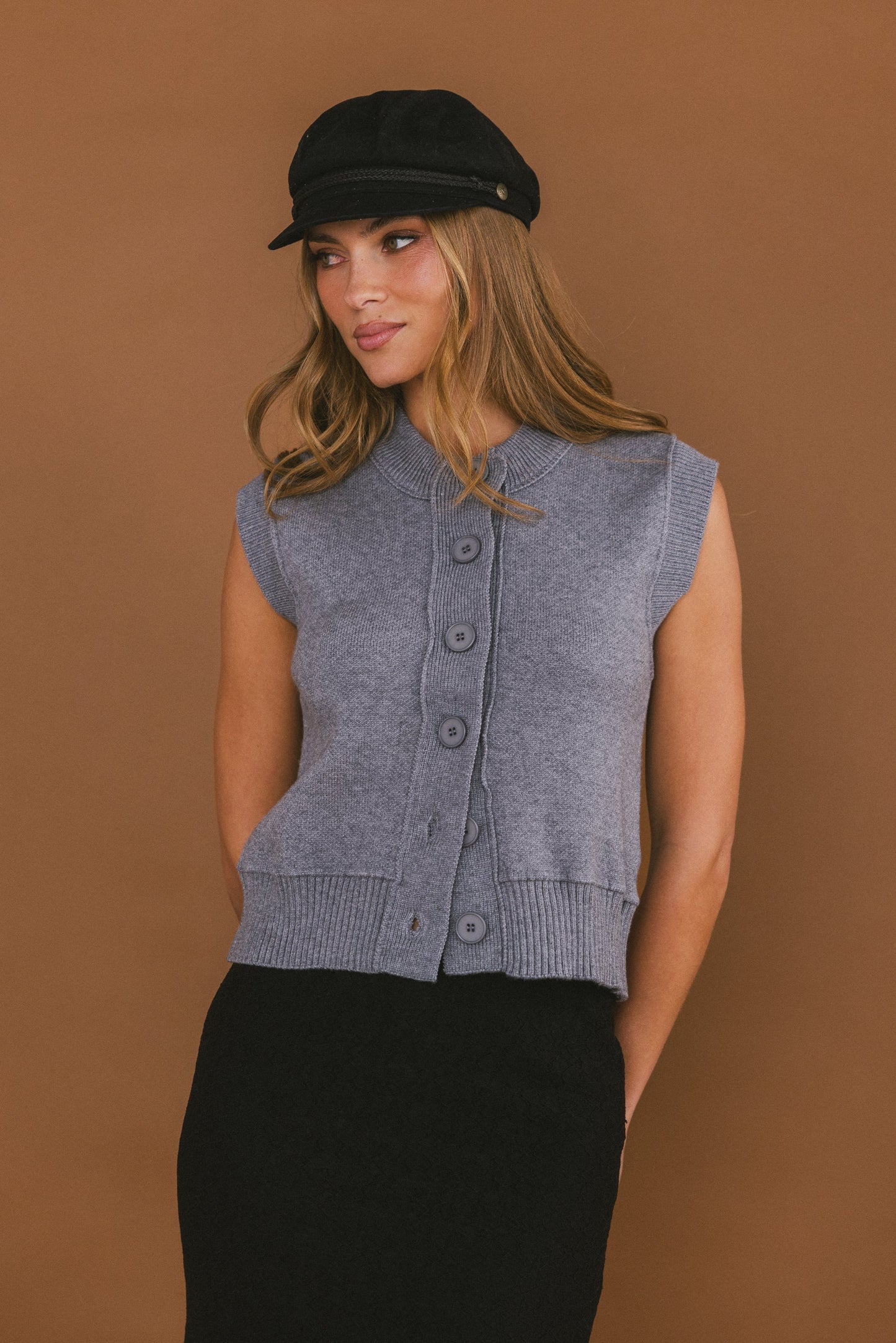 Tori Sweater Vest in Grey