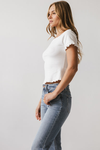 Hannah Lettuce Edge Top in White