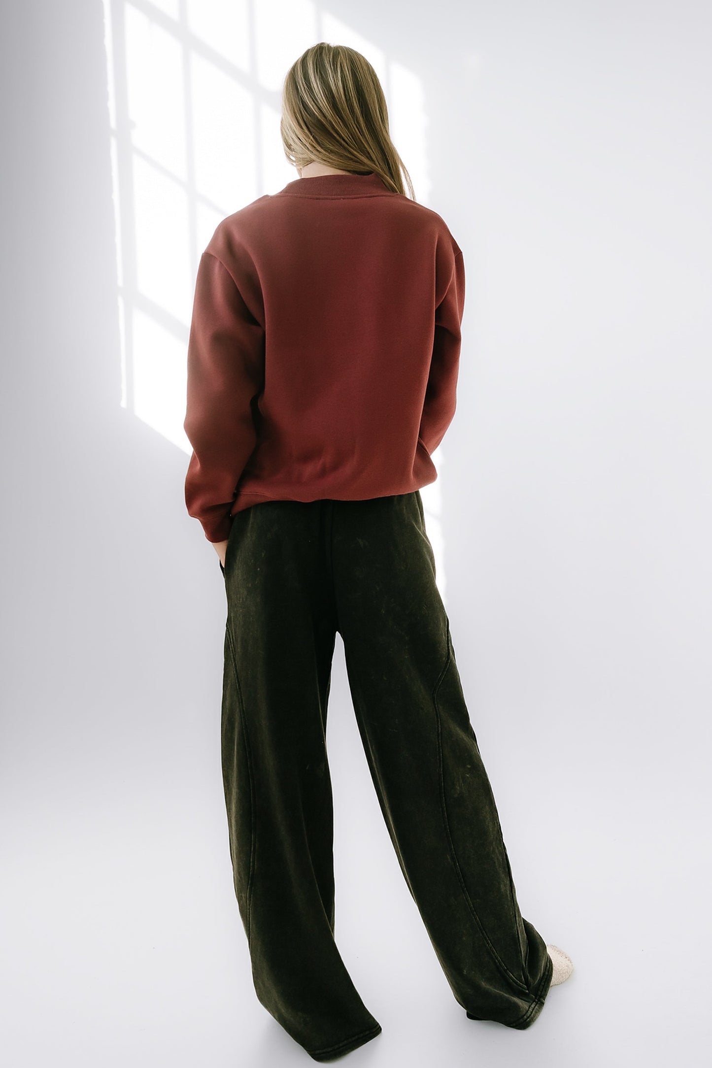 Marie Oversized Sweatshirt in Burgundy