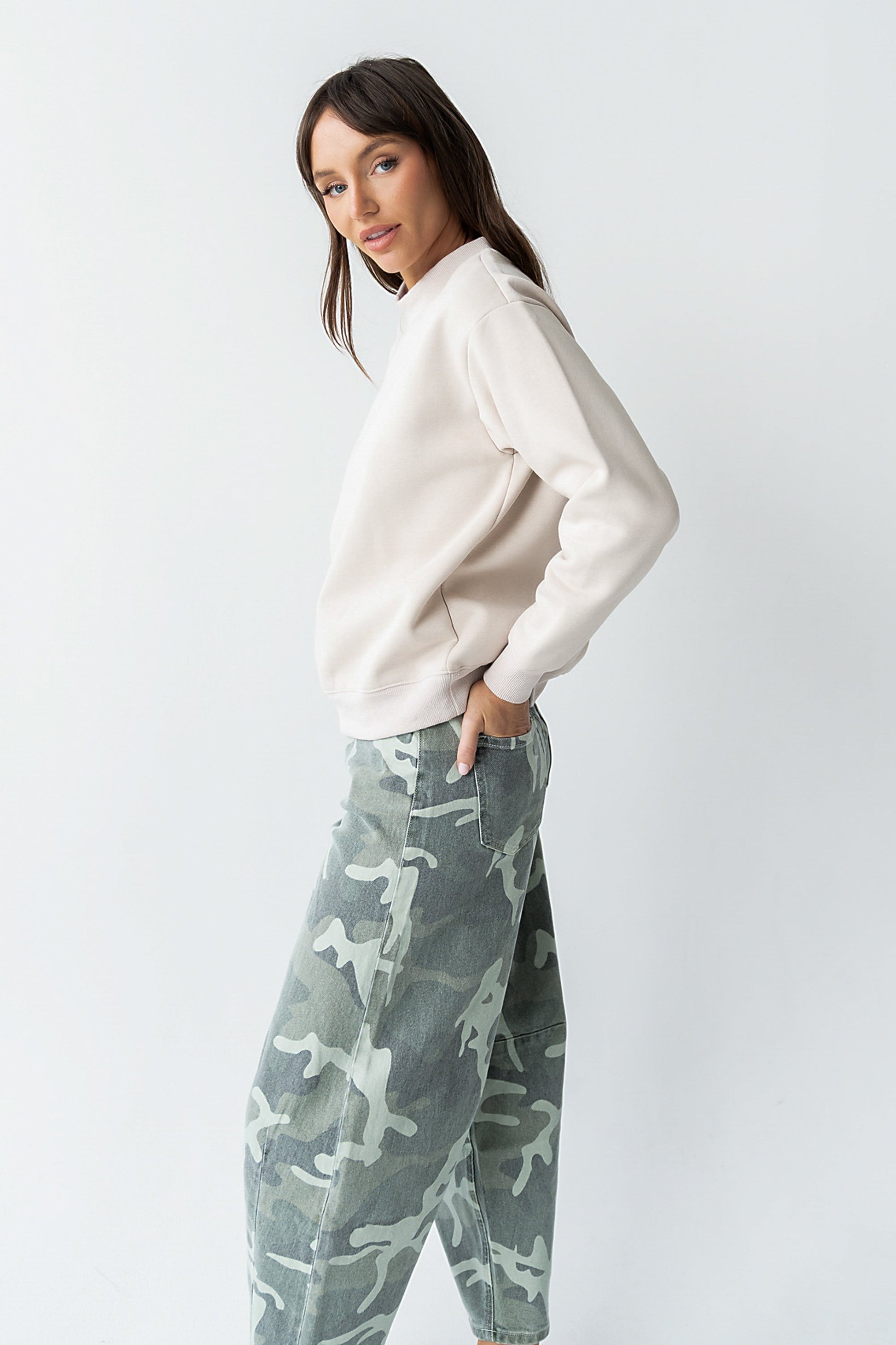 Marie Oversized Sweatshirt in Beige