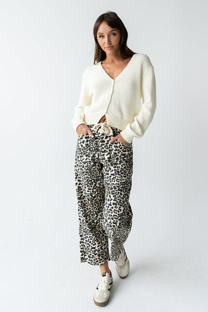Jocelyn Barrel Jeans in Leopard