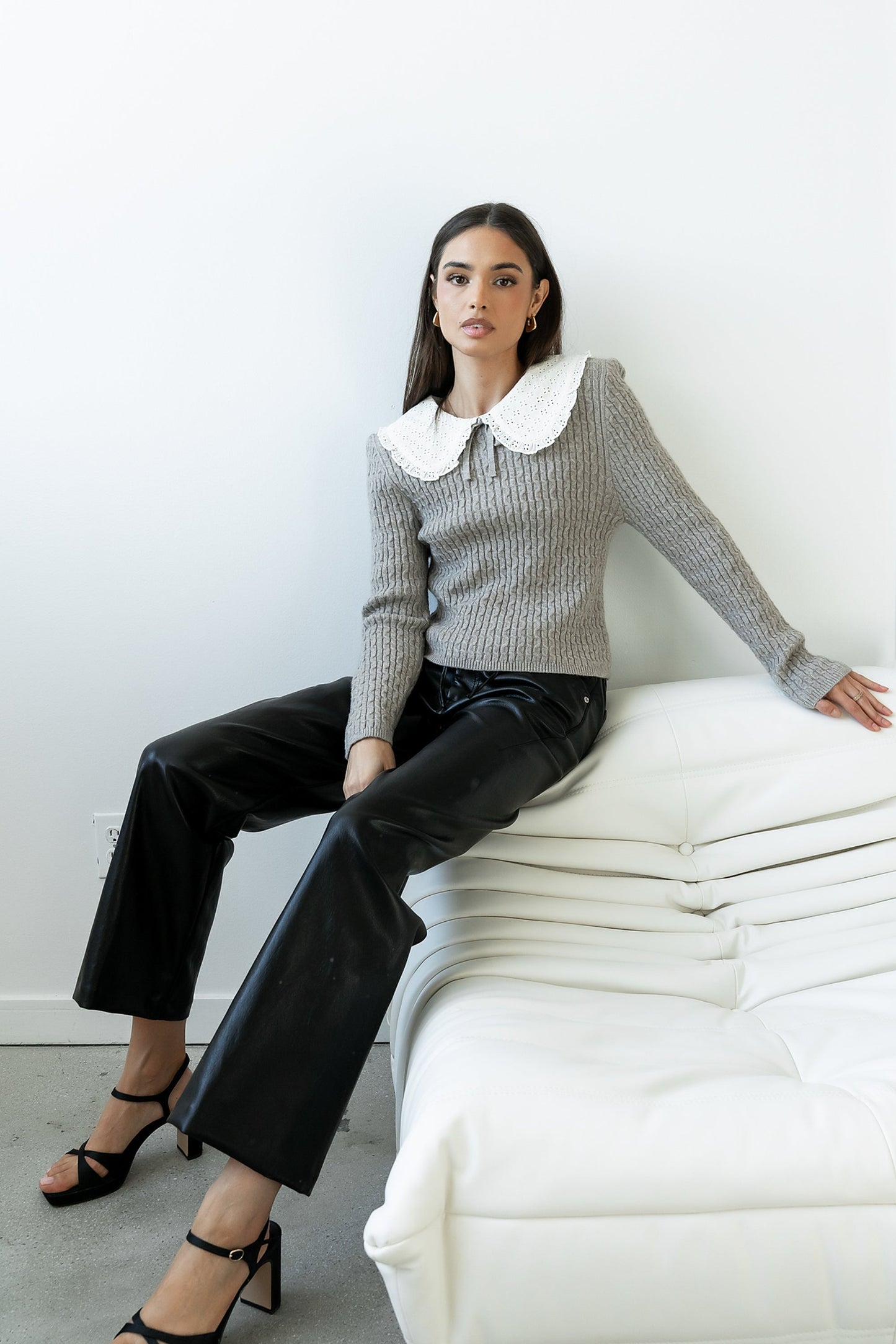 Bobbi Collared Sweater in Grey