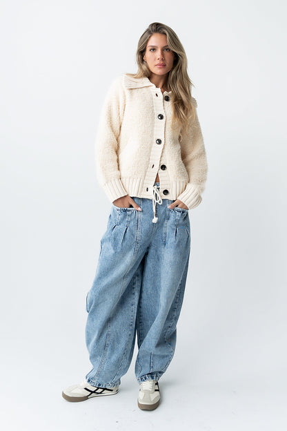Jonah Collared Cardigan in Cream