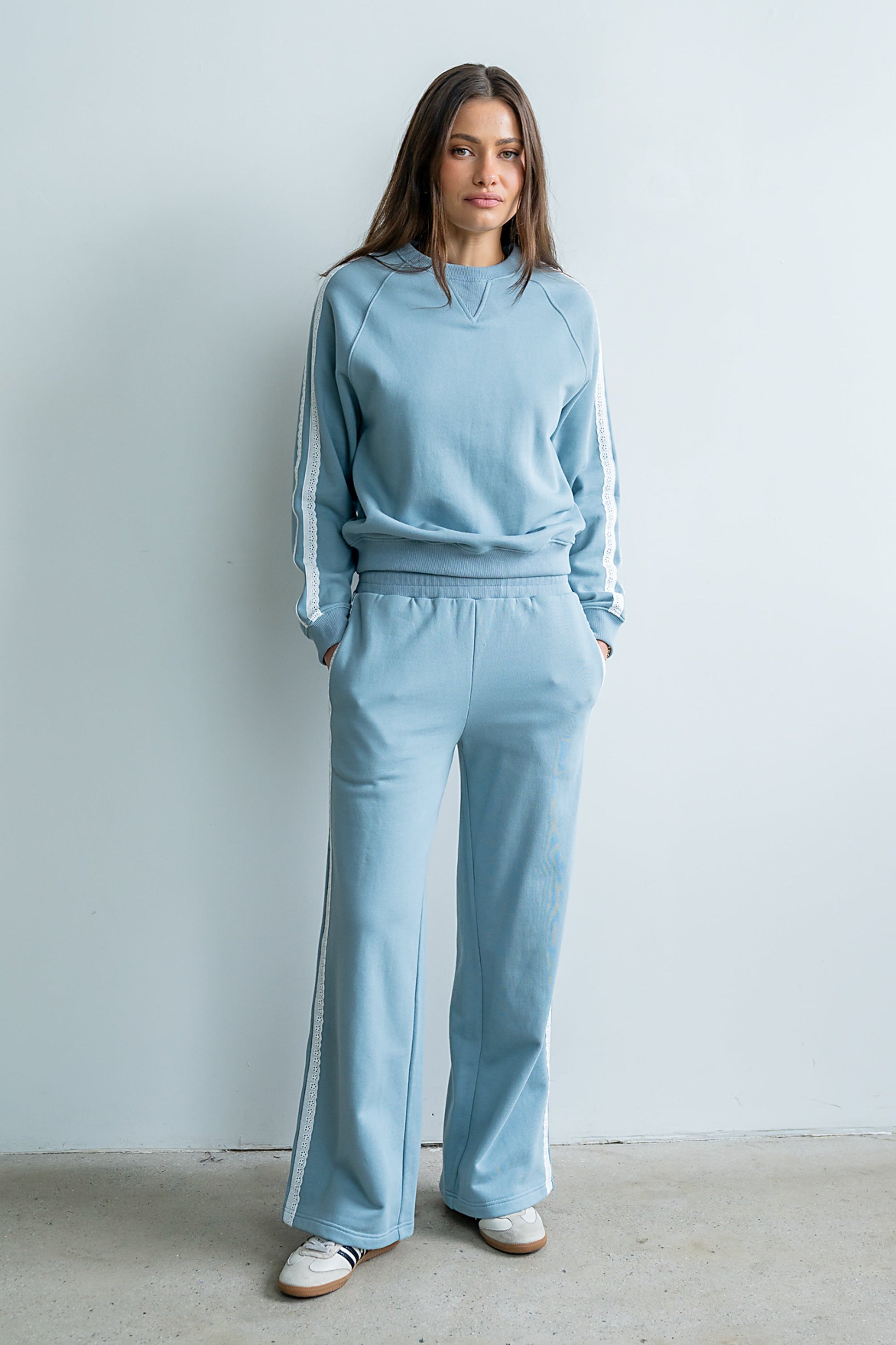 Mickey Wide Leg Jogger in Blue