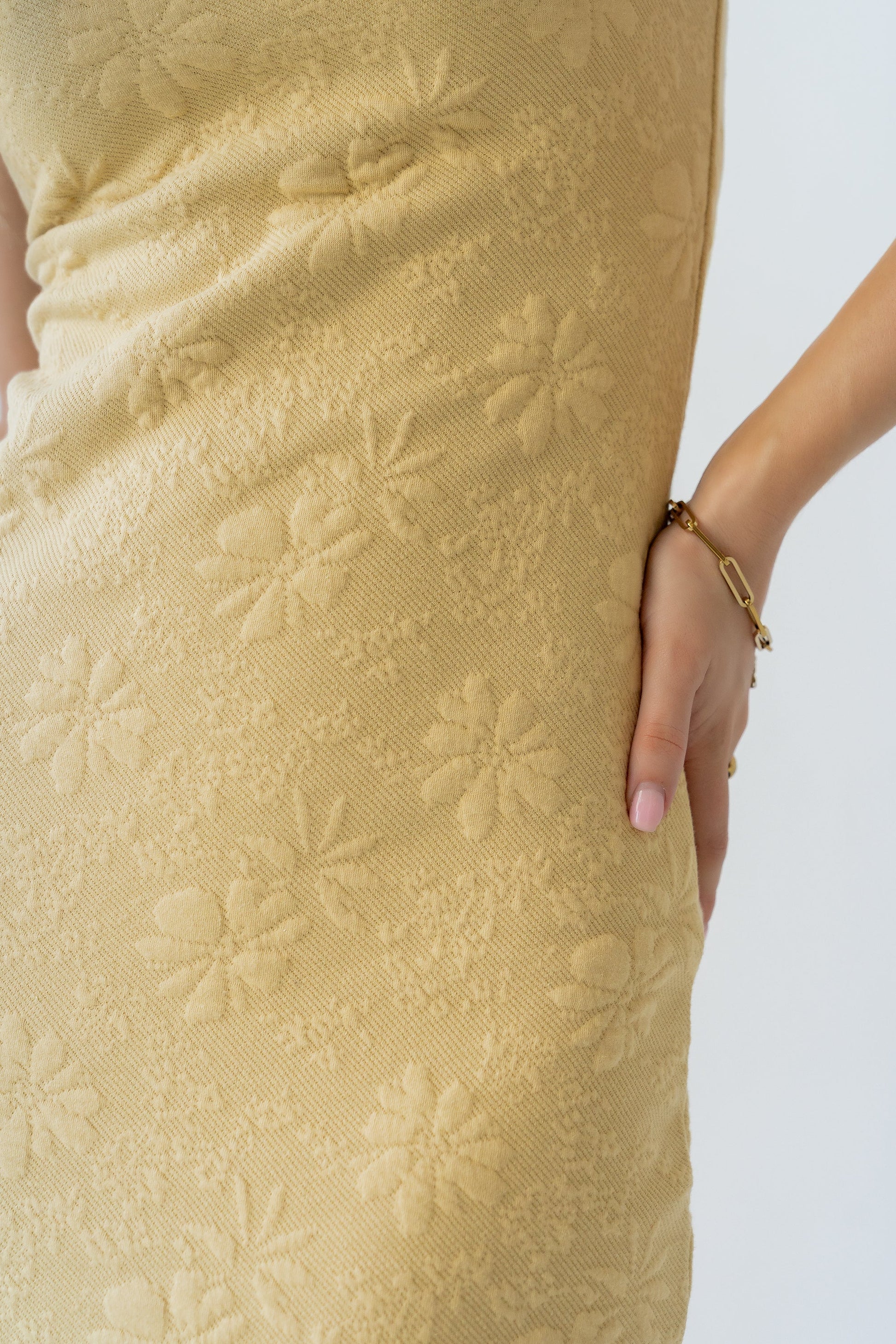 Melissa Textured Maxi Dress in Yellow