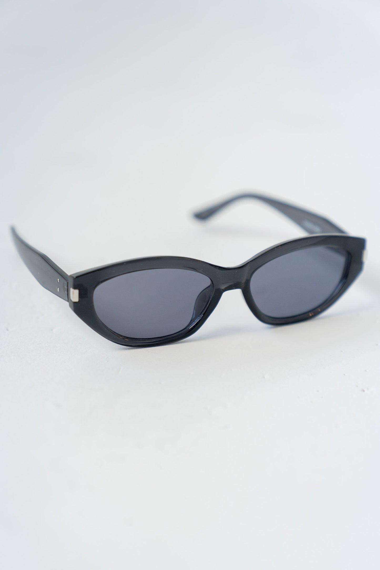 Lessie Sunglasses