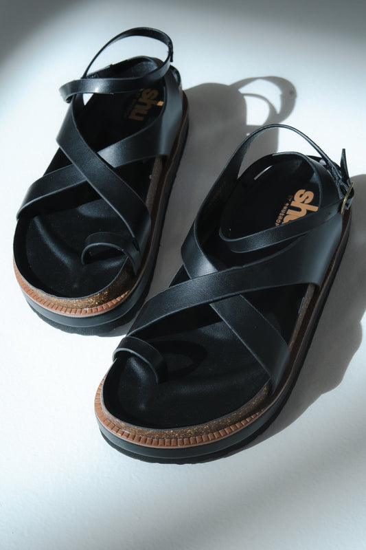 Carol Strappy Sandal in Black