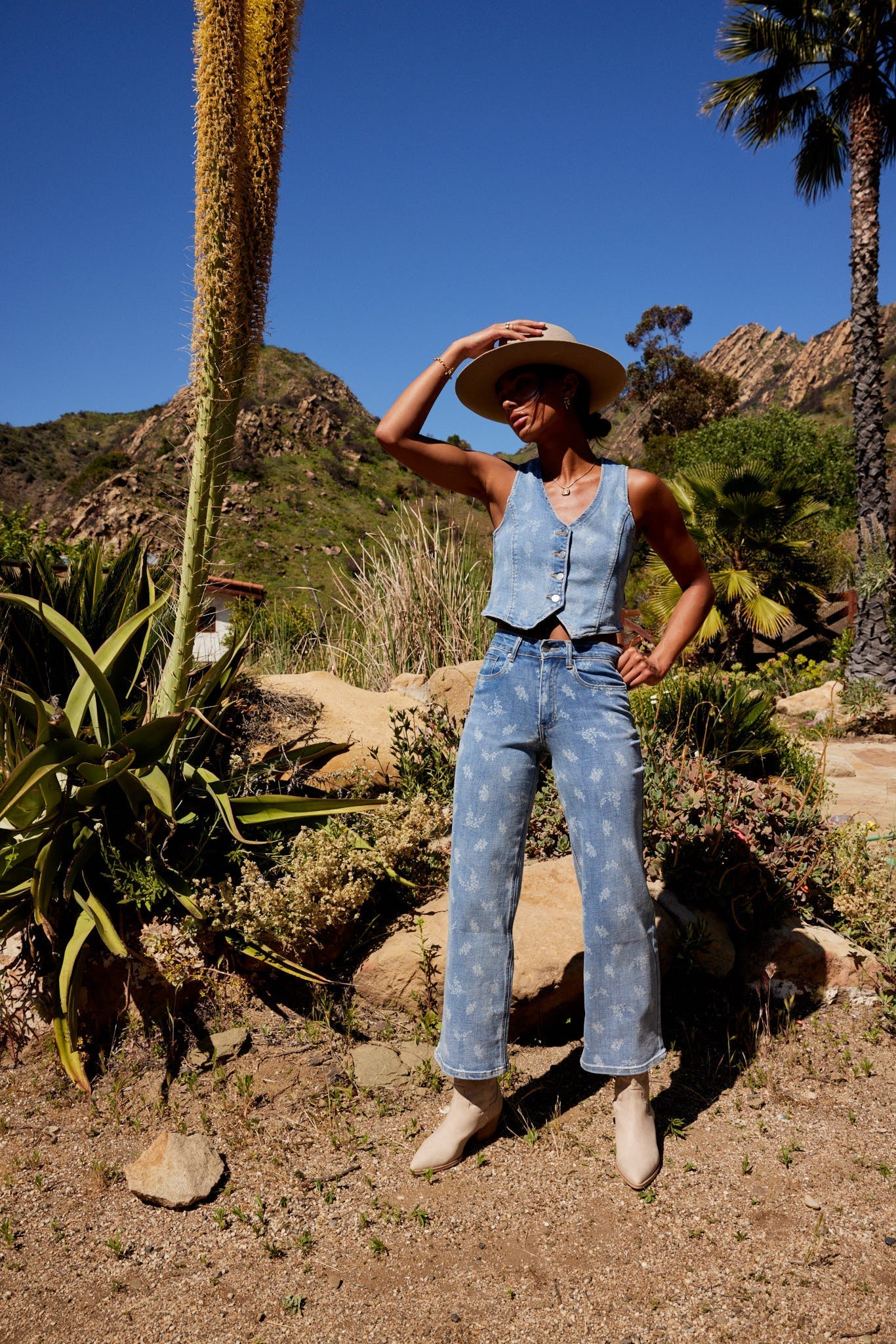 Shea Floral Vest in Light Wash - FINAL SALE